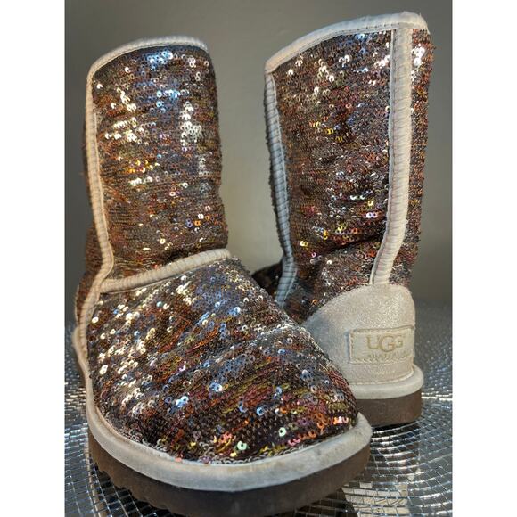 Gold Sequin Ugg Size 6 - Picture 2 of 16